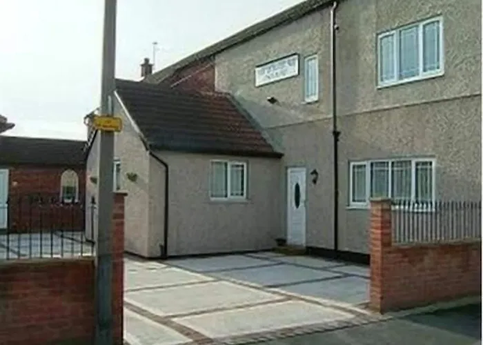Thorne Central Guest House